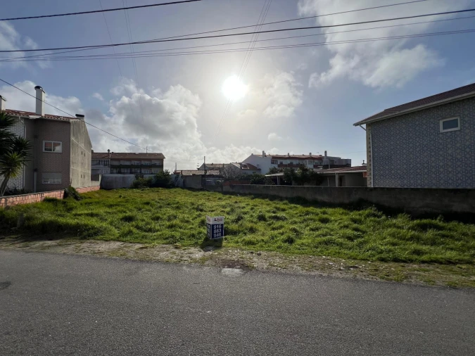 Terreno para Venda em Gafanha da Nazaré Foto 2