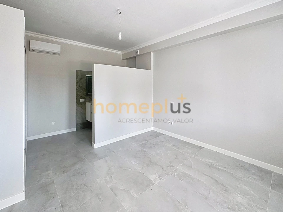 Moradia T5 para Venda em Vila Nova de Cacela Foto 13