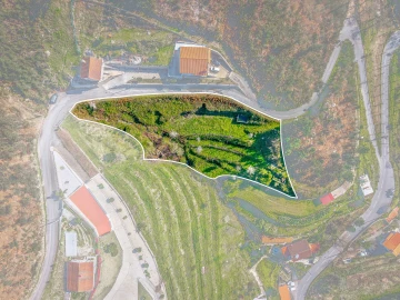 Terreno para Venda em Sande, Vilarinho, Barros e Gomide