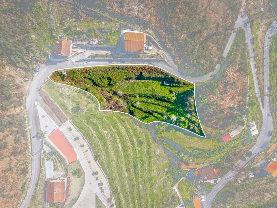 Terreno para Venda em Sande, Vilarinho, Barros e Gomide Foto 2