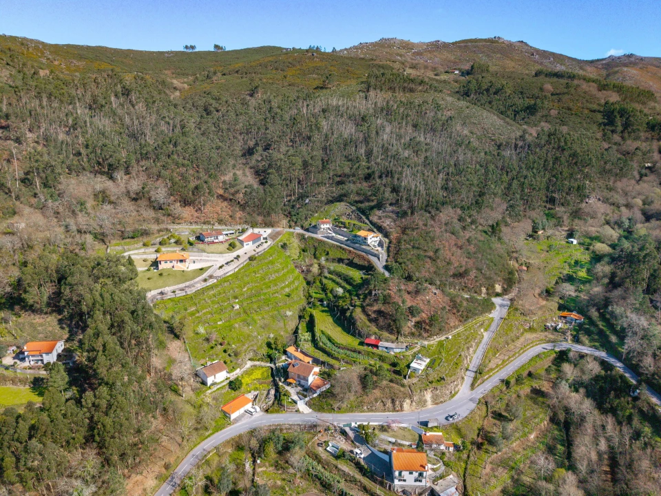 Terreno para Venda em Sande, Vilarinho, Barros e Gomide Foto 9