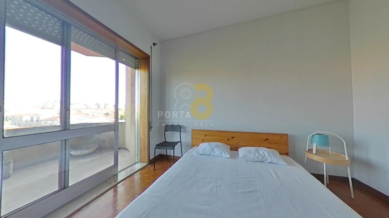 Apartamento T3 para Venda em Cedofeita, Santo Ildefonso, Sé, Miragaia, São Nicolau e Vitória Foto 25
