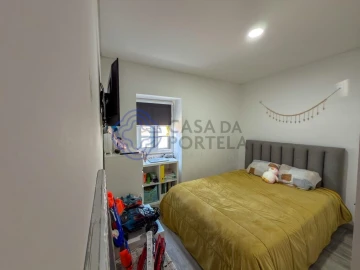 Moradia T2 para Venda em Canelas