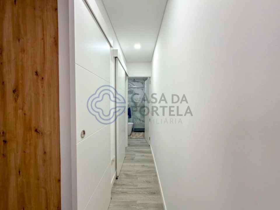 Moradia T2 para Venda em Canelas Foto 13