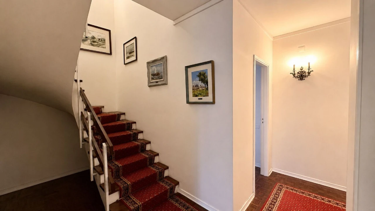 Apartamento T5 para Venda em Santo Antonio dos Olivais Foto 16