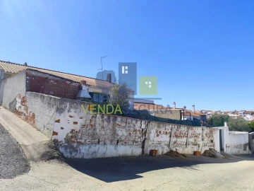 Moradia T3 para Venda em Santo Agostinho e São João Baptista e Santo Amador
