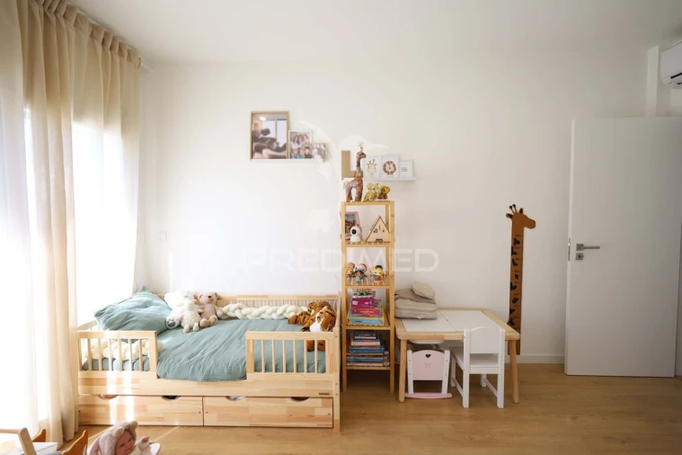 Moradia T4 para Venda em Atalaia Foto 13