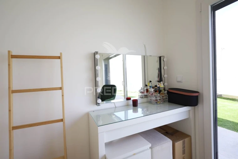 Moradia T4 para Venda em Atalaia Foto 6