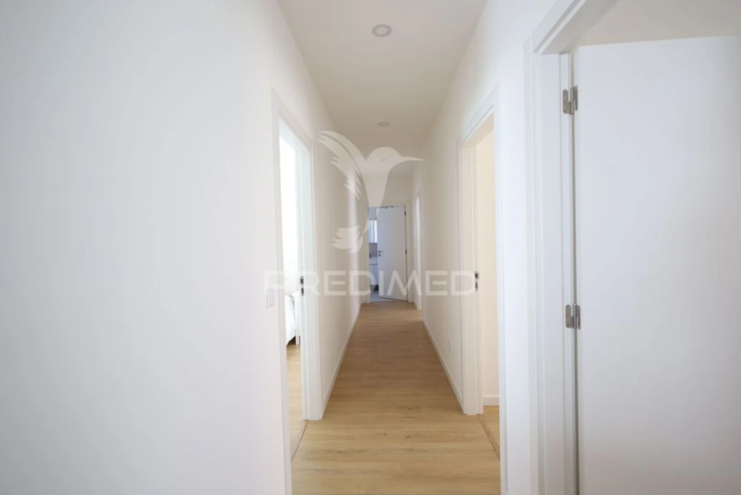 Moradia T4 para Venda em Atalaia Foto 15