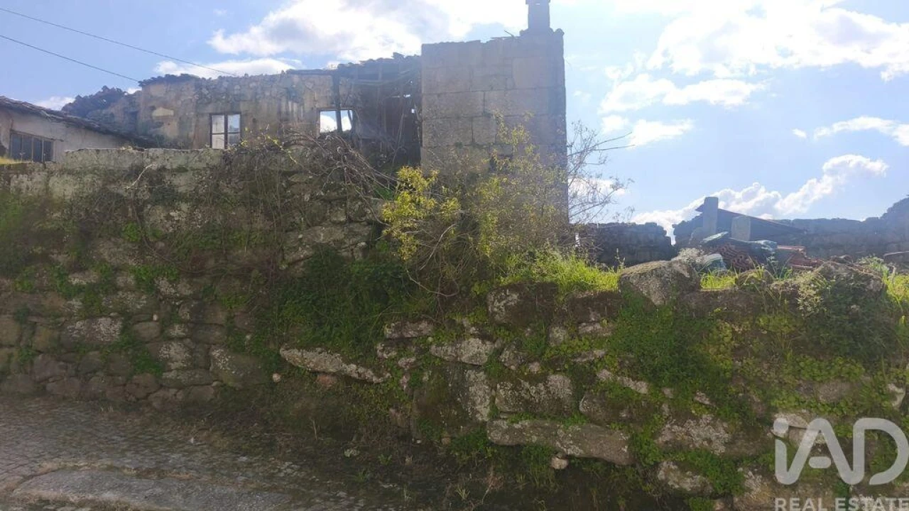 Terreno para Venda em Seixo da Beira Foto 1