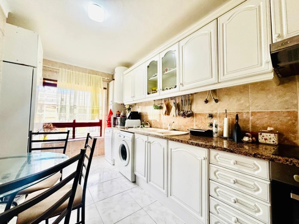 Apartamento T2 para Venda em Buarcos Foto 1
