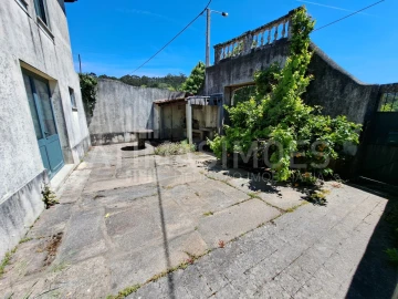 Moradia T3 para Venda em Seixas