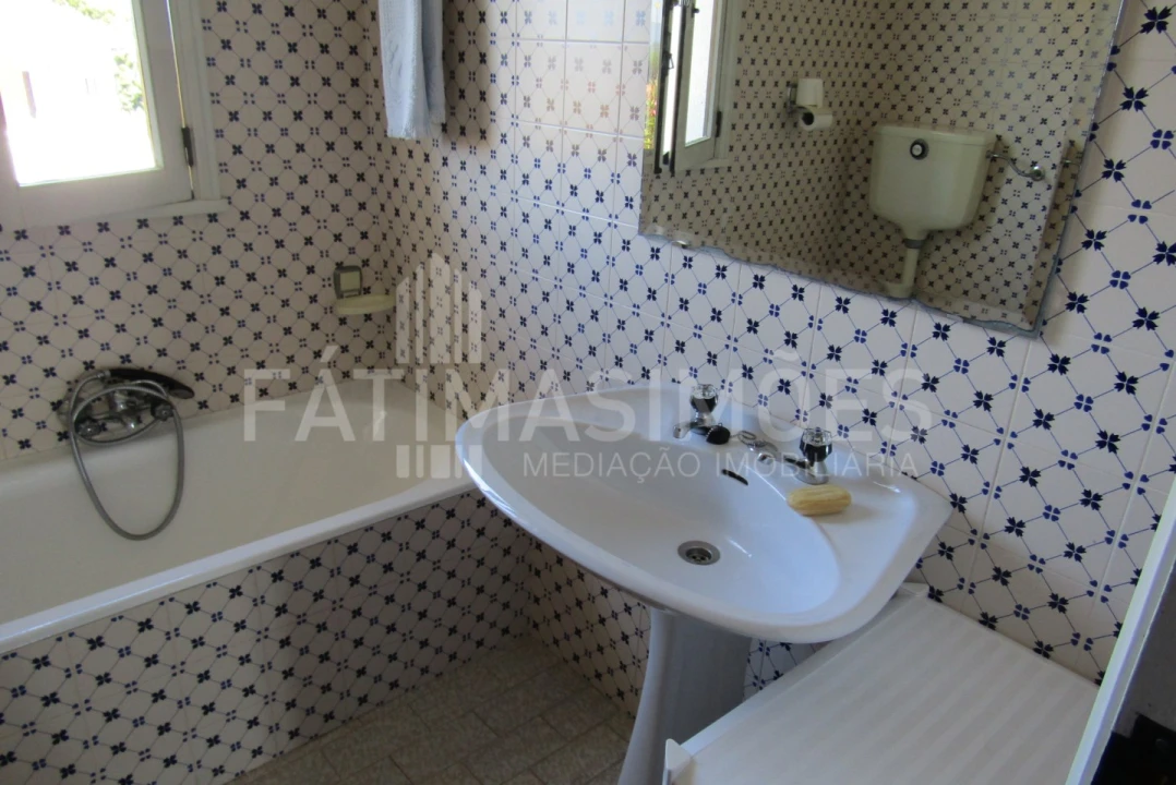 Moradia T3 para Venda em Moledo e Cristelo Foto 9