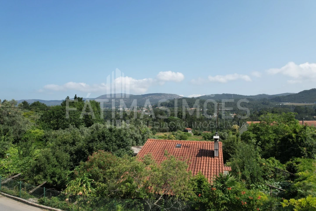 Terreno para Venda em Freixieiro de Soutelo Foto 4