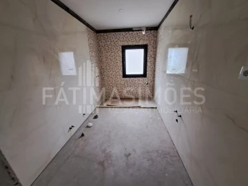 Moradia T4 para Venda em Riba de Ancora