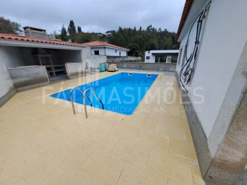 Moradia T4 para Venda em Riba de Ancora