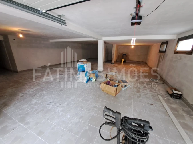 Moradia T4 para Venda em Riba de Ancora Foto 15