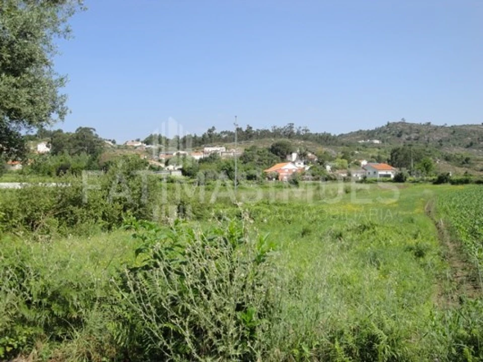 Terreno para Venda em Vilar de Mouros Foto 3