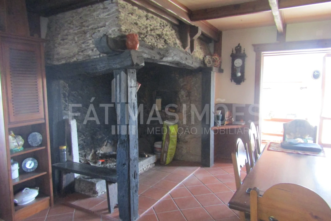 Quinta T4 para Venda em Freixieiro de Soutelo Foto 7