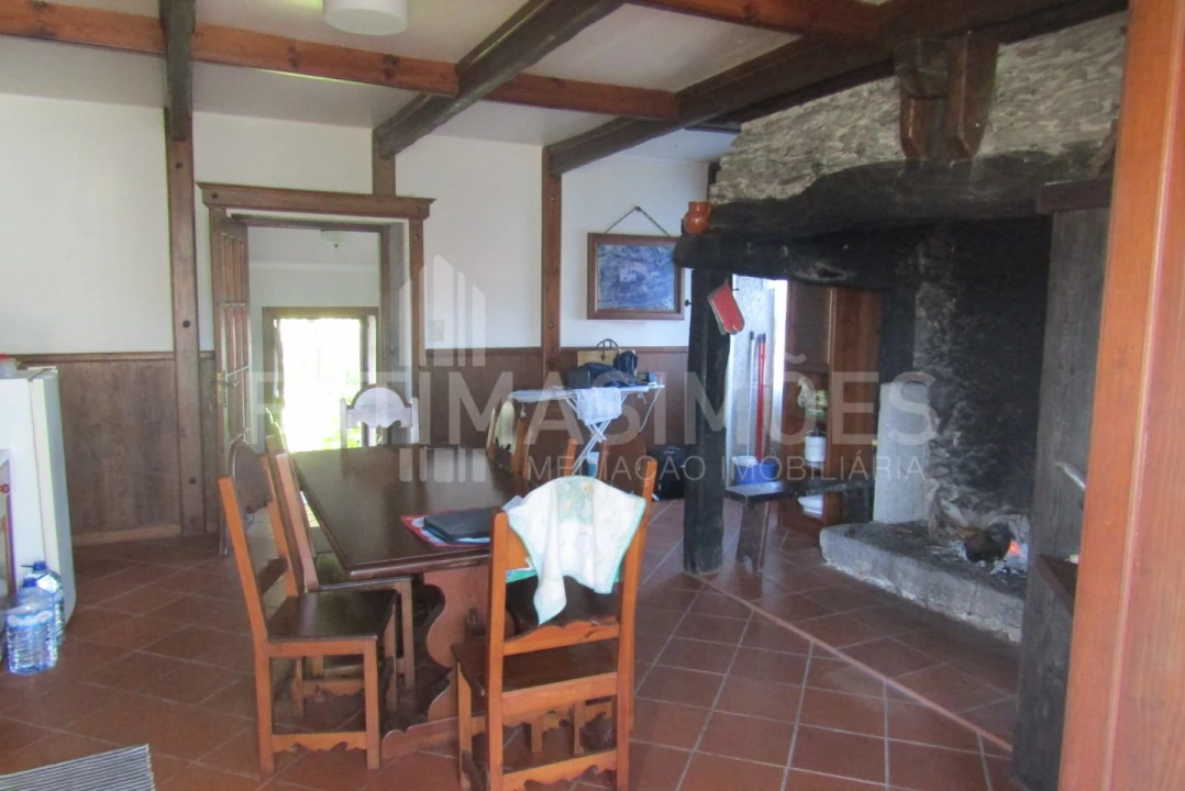 Quinta T4 para Venda em Freixieiro de Soutelo Foto 8