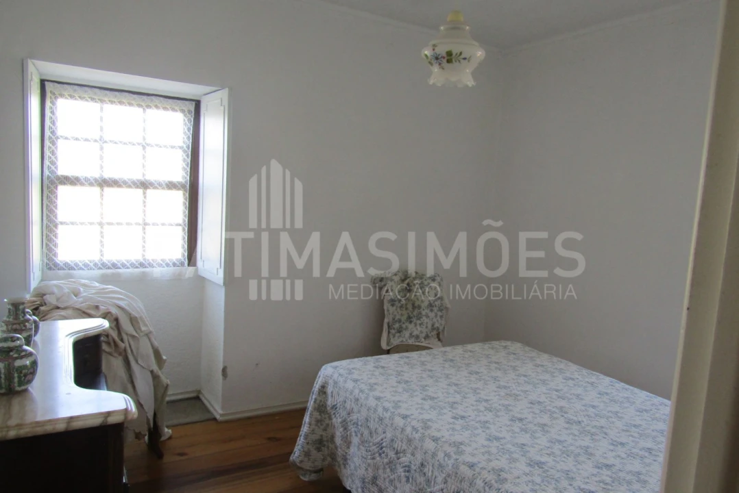 Quinta T4 para Venda em Freixieiro de Soutelo Foto 11