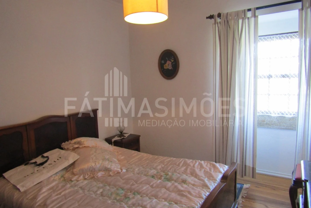 Quinta T4 para Venda em Freixieiro de Soutelo Foto 12