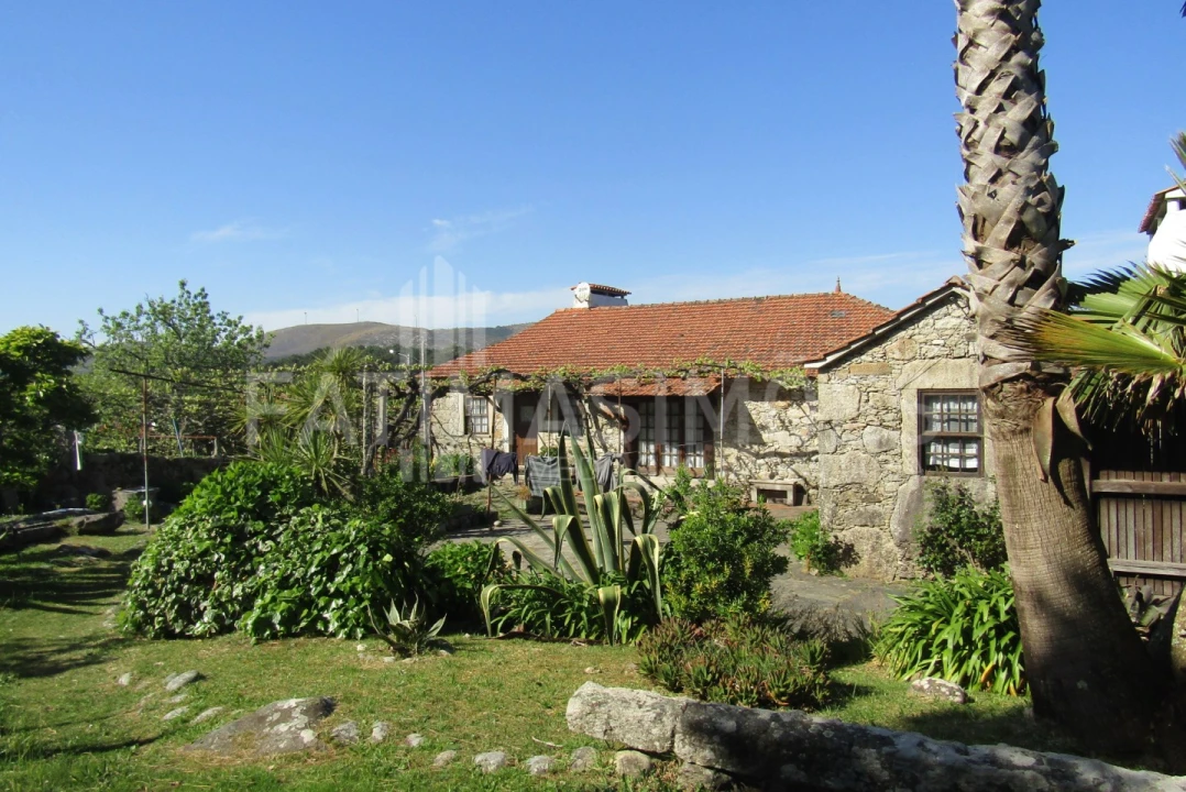 Quinta T4 para Venda em Freixieiro de Soutelo Foto 14