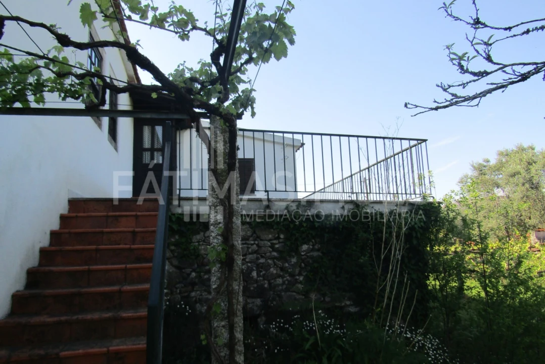 Quinta T4 para Venda em Freixieiro de Soutelo Foto 20