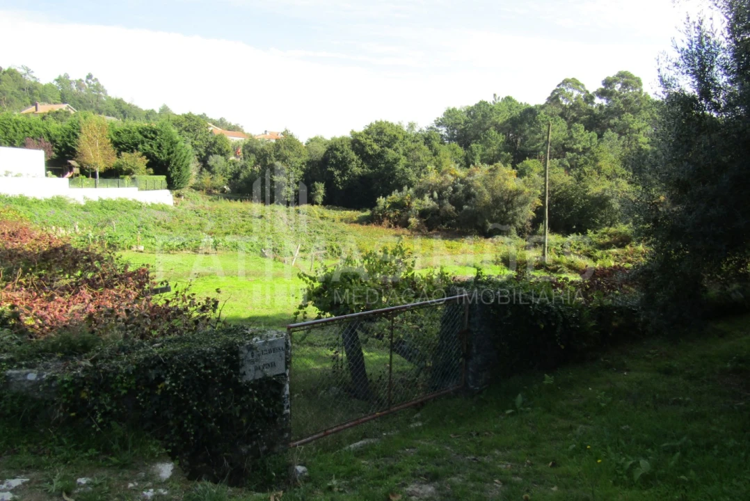 Terreno para Venda em Riba de Ancora Foto 2