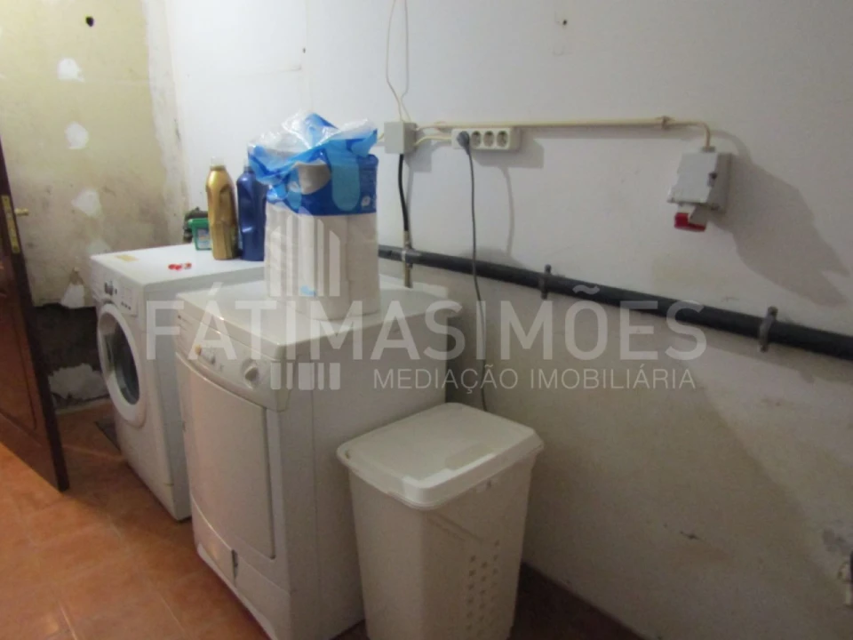 Armazém para Venda em Vila Praia de Ancora Foto 7