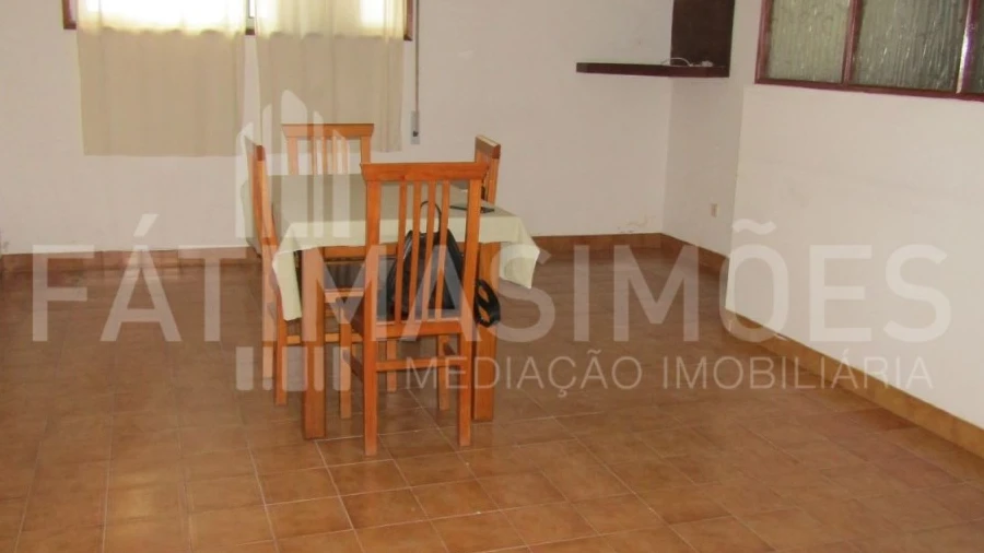 Armazém para Venda em Vila Praia de Ancora