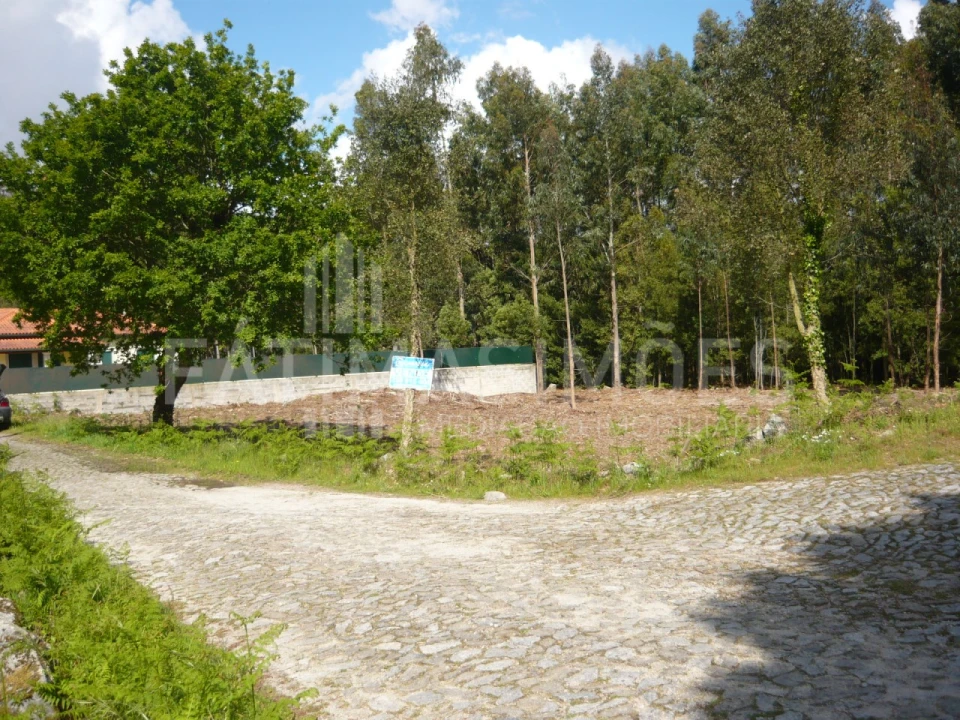 Terreno para Venda em Vilar de Mouros Foto 6