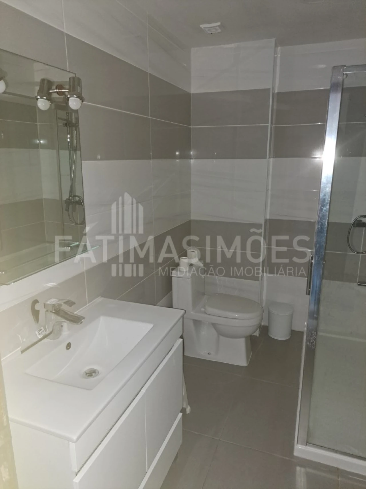 Apartamento T2 para Venda em Vila Praia de Ancora Foto 20