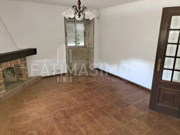 Moradia T3 para Venda em Seixas