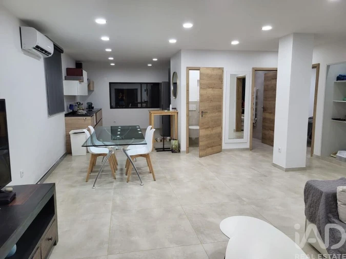 Moradia T5 para Venda em São Bartolomeu de Messines Foto 12