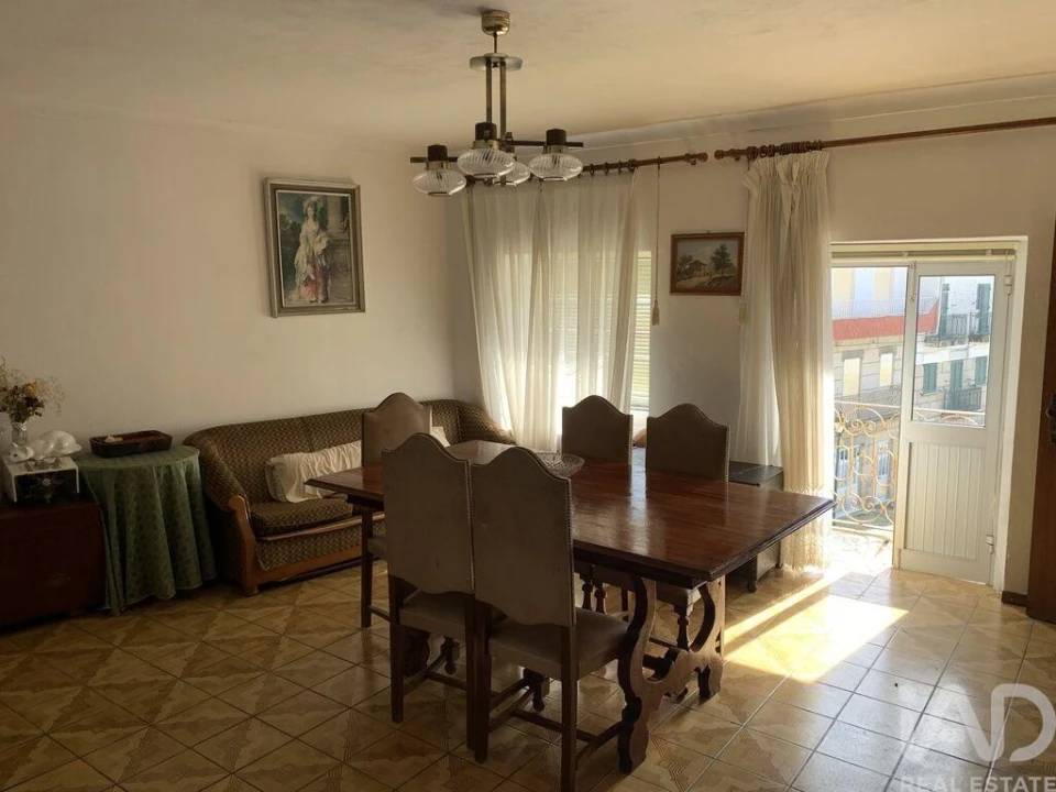 Moradia T5 para Venda em Vilar de Maçada Foto 9