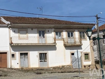 Moradia T5 para Venda em Vilar de Maçada