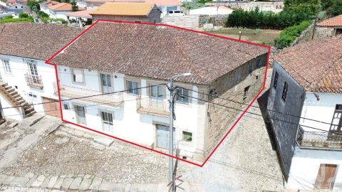 Moradia T5 para Venda em Vilar de Maçada
