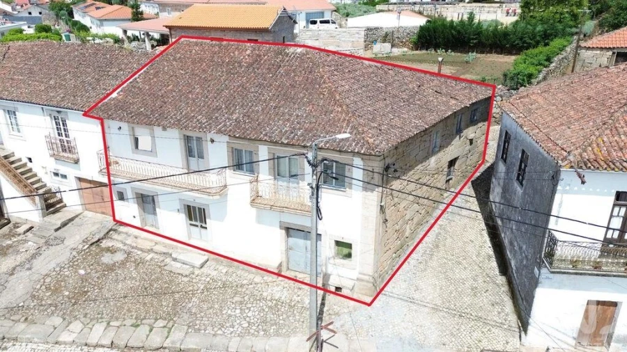Moradia T5 para Venda em Vilar de Maçada