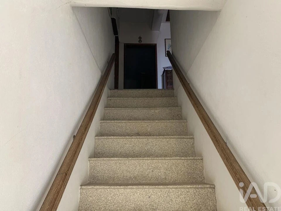 Moradia T5 para Venda em Vilar de Maçada Foto 5