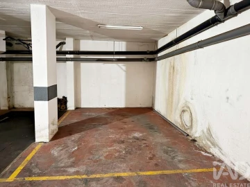 Garagem para Venda em Cacém e São Marcos