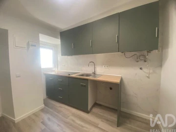 Moradia T1 para Venda em Estrela