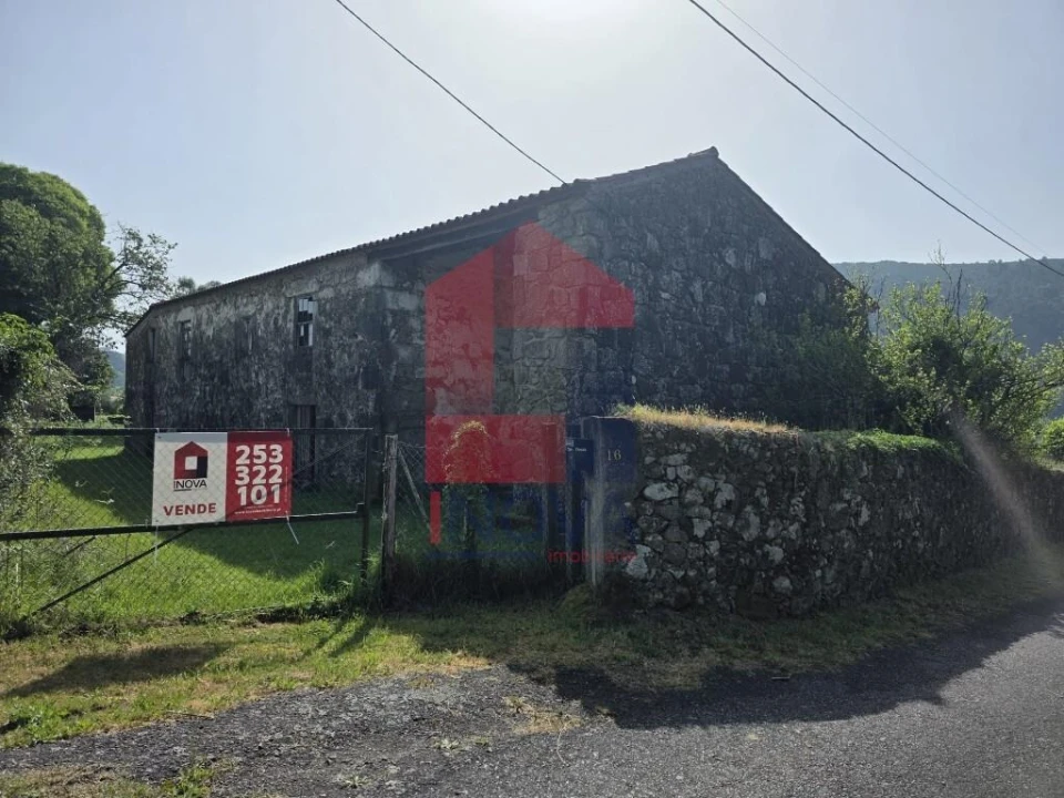 Moradia T3 para Venda em Escariz (São Mamede) e Escariz (São Martinho) Foto 35