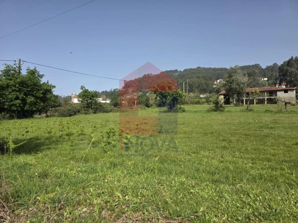 Moradia T3 para Venda em Escariz (São Mamede) e Escariz (São Martinho) Foto 38