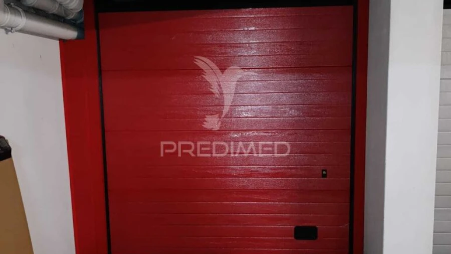 Garagem para Arrendamento em Setubal (São Sebastião)