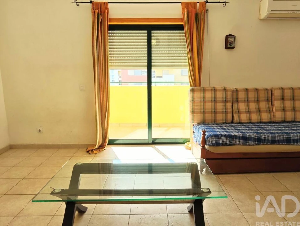 Apartamento T2 para Venda em Portimão Foto 9