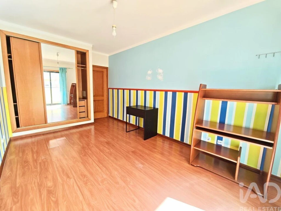 Apartamento T2 para Venda em Portimão Foto 24