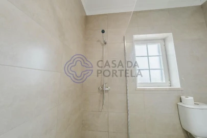 Moradia T4 para Venda em Usseira