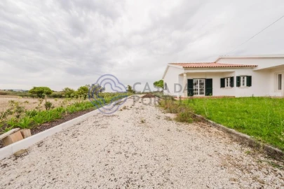 Moradia T4 para Venda em Usseira