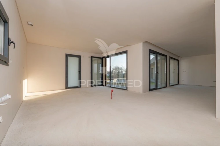 Moradia T3 para Venda em Lago Foto 8